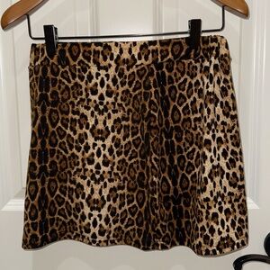 Leopard print mini skirt‎
